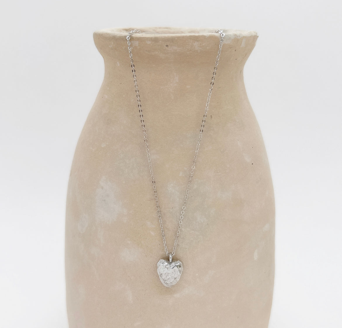 Elise Tsikis - Hory Heart Gold Necklace