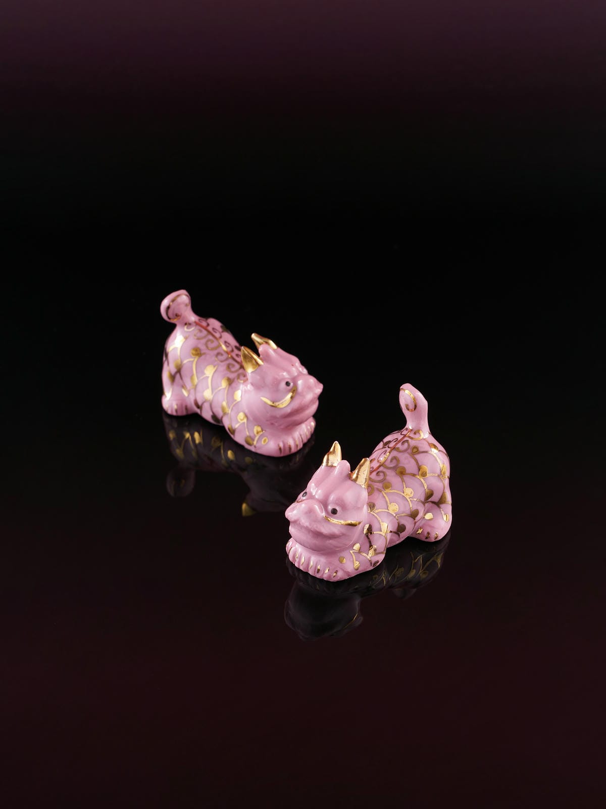 XI XING LE - Hand-Painted Gold Powder Pixiu Ornament (Pair)
