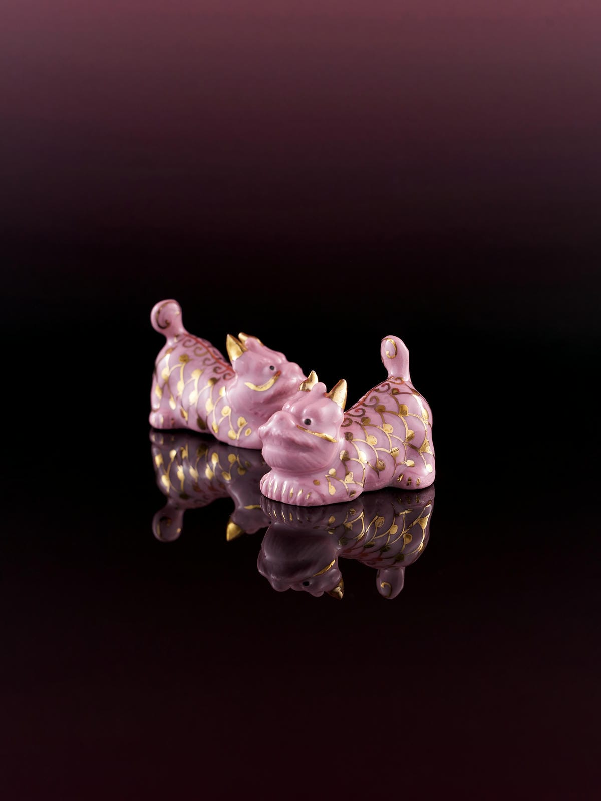 XI XING LE - Hand-Painted Gold Powder Pixiu Ornament (Pair)