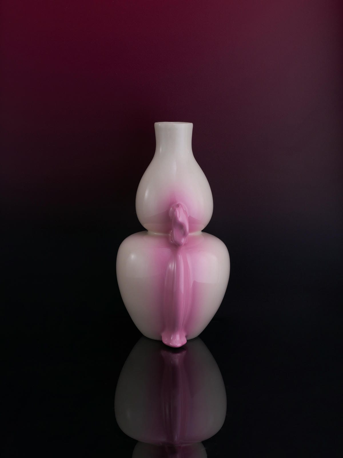 XI XING LE - Jade like Pink Gradient Hulu Vase
