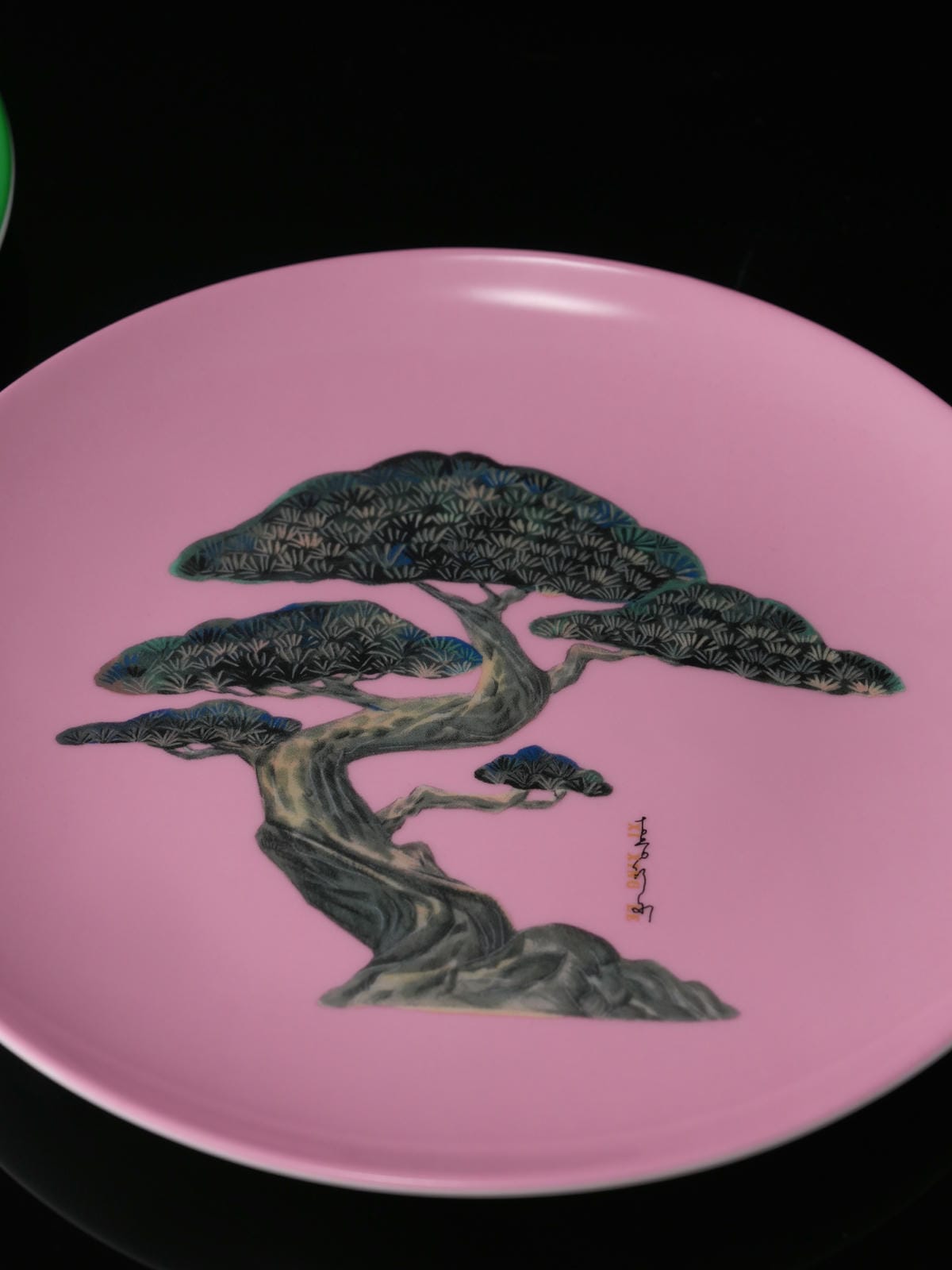 XI XING LE - Jade Pine and Cypress Plate Set - pink and green