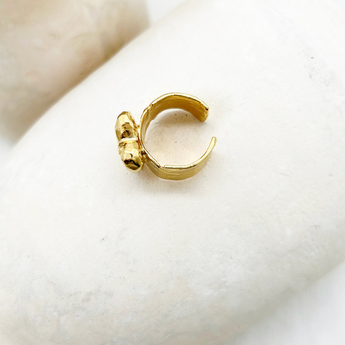 Elise Tsikis - Egra Heart Adjustable Ring