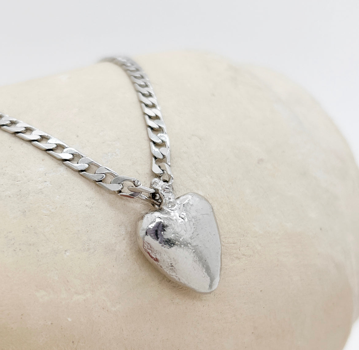 Elise Tsikis - Otov Heart Necklace