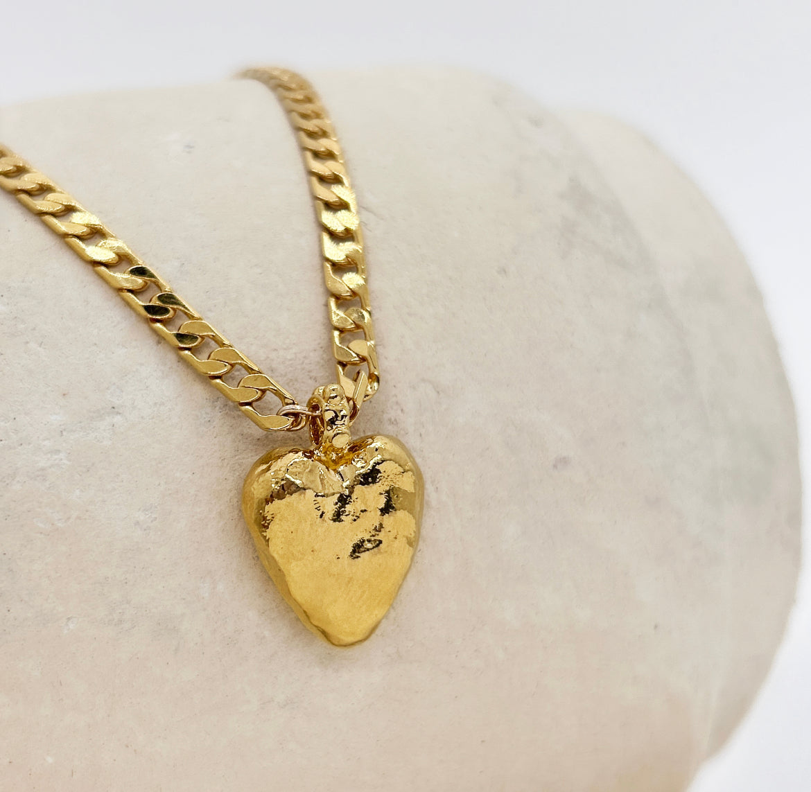 Elise Tsikis - Otov Heart Necklace